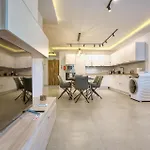 Modern 2-bedroom Near The Sea Daire