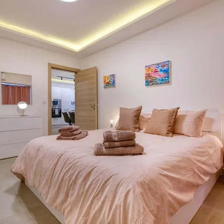 Modern 2-bedroom Near The Sea 公寓 圣保罗湾城