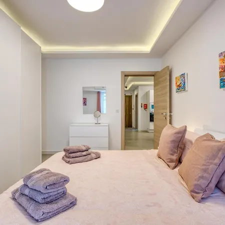 Modern 2-bedroom Near The Sea Apartament St Paul's Bay