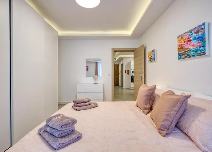 Modern 2-bedroom Near The Sea Apartman San Pawl il-Baħar